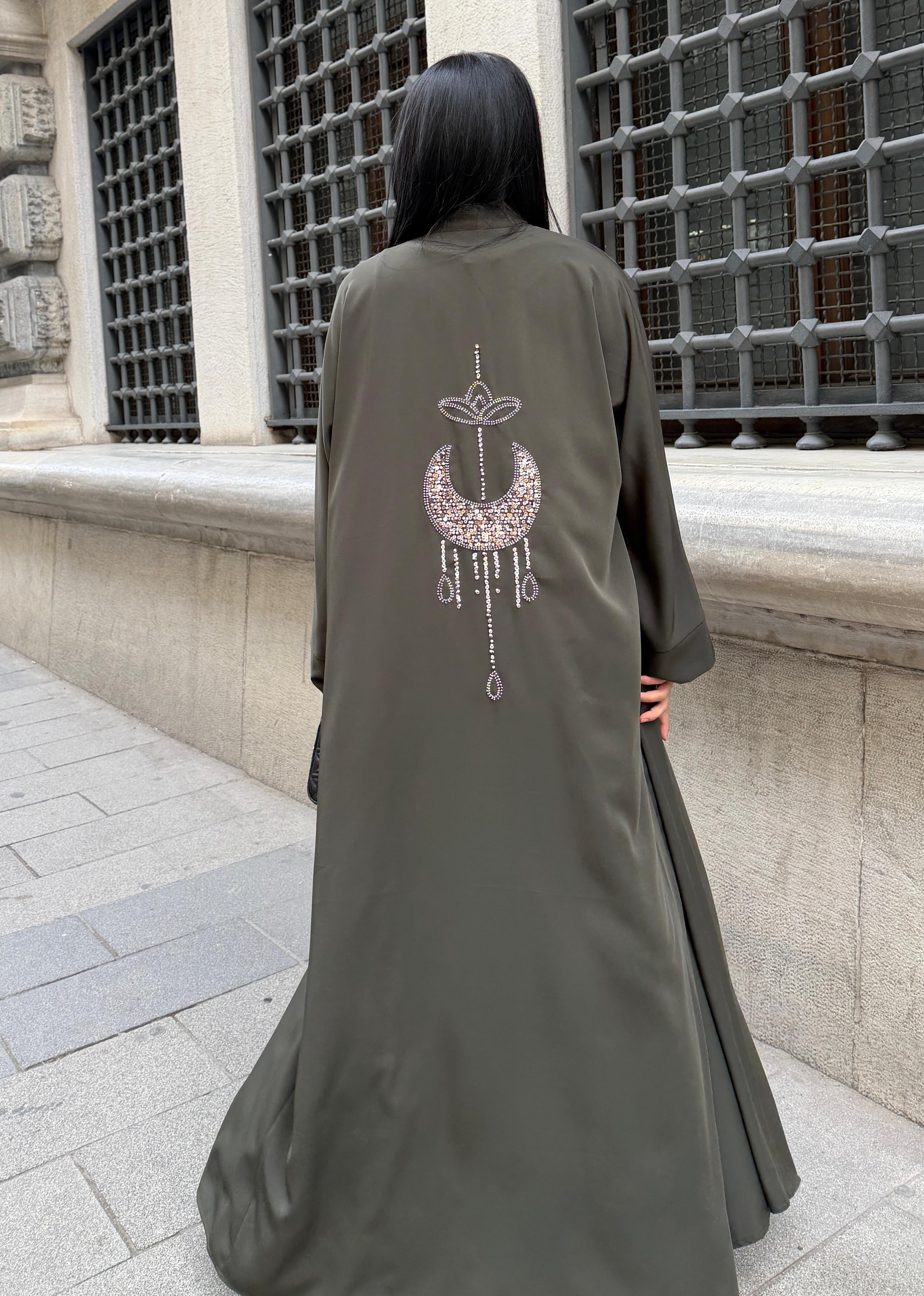 Ay Yildiz abaya