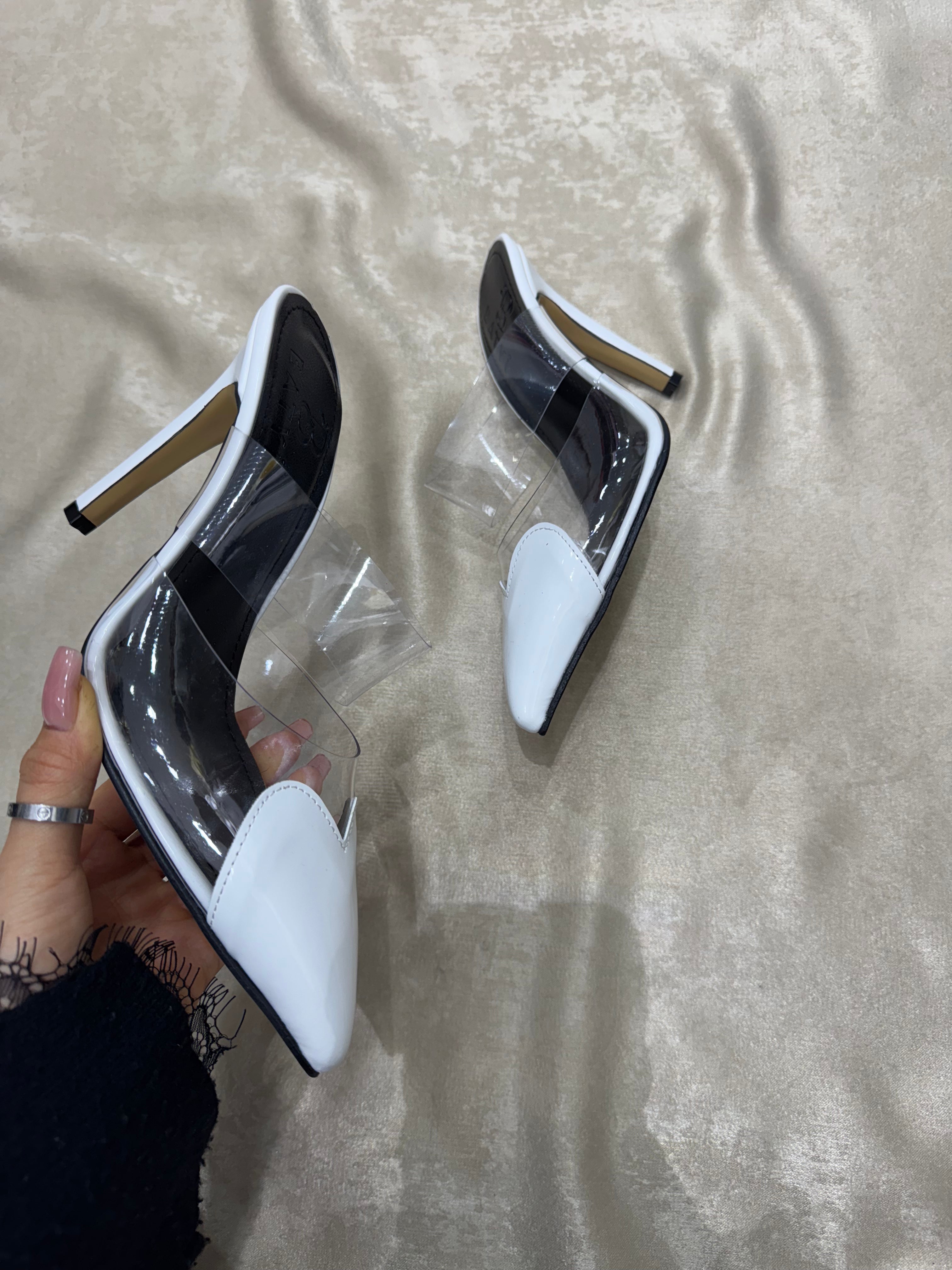 BATYİ Kalp detaylı ayakkabı