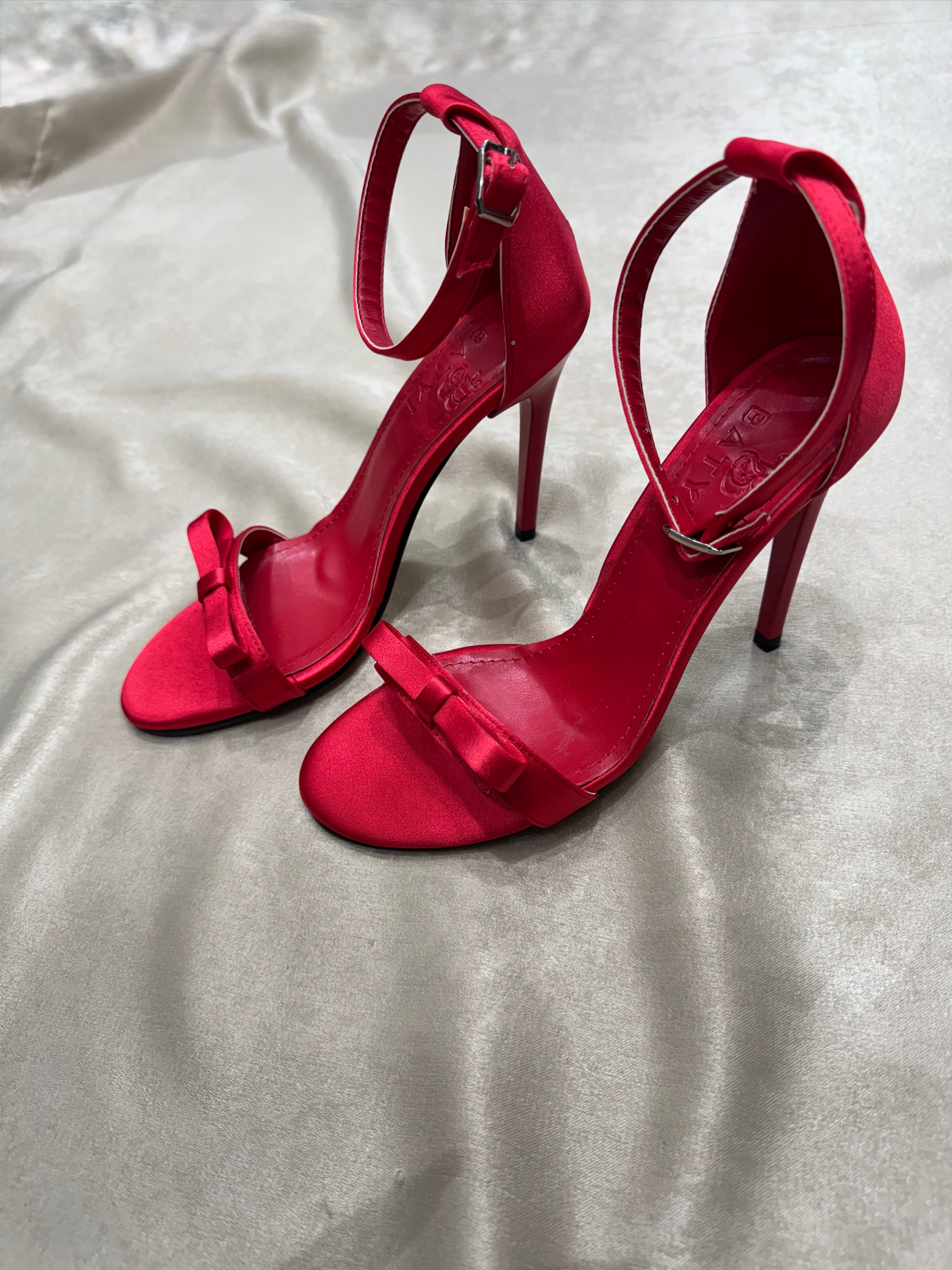 BARBİ TOPUKLU AYAKKABİ