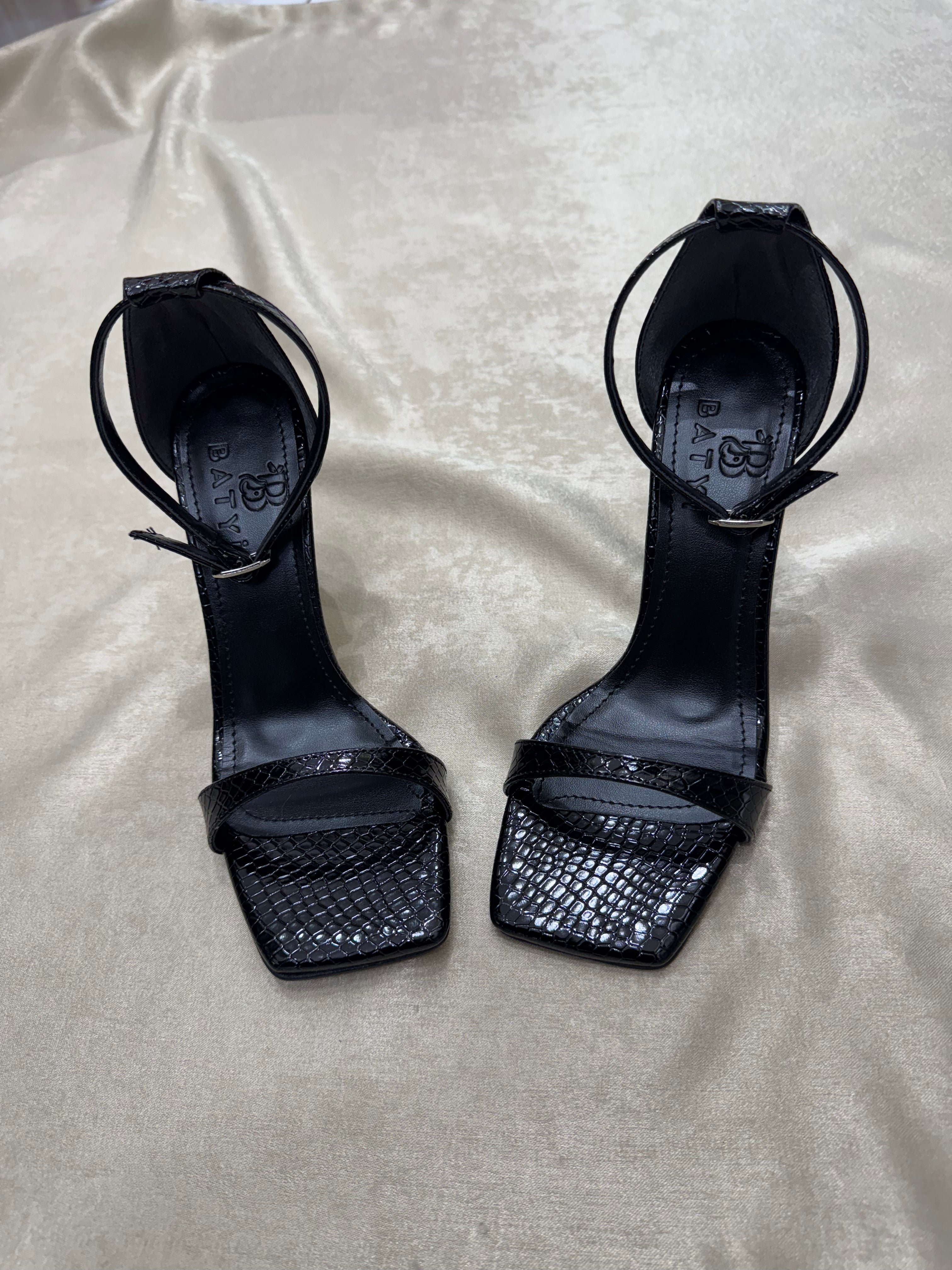 BATYİ KROKO MODEL AYAKKABİ