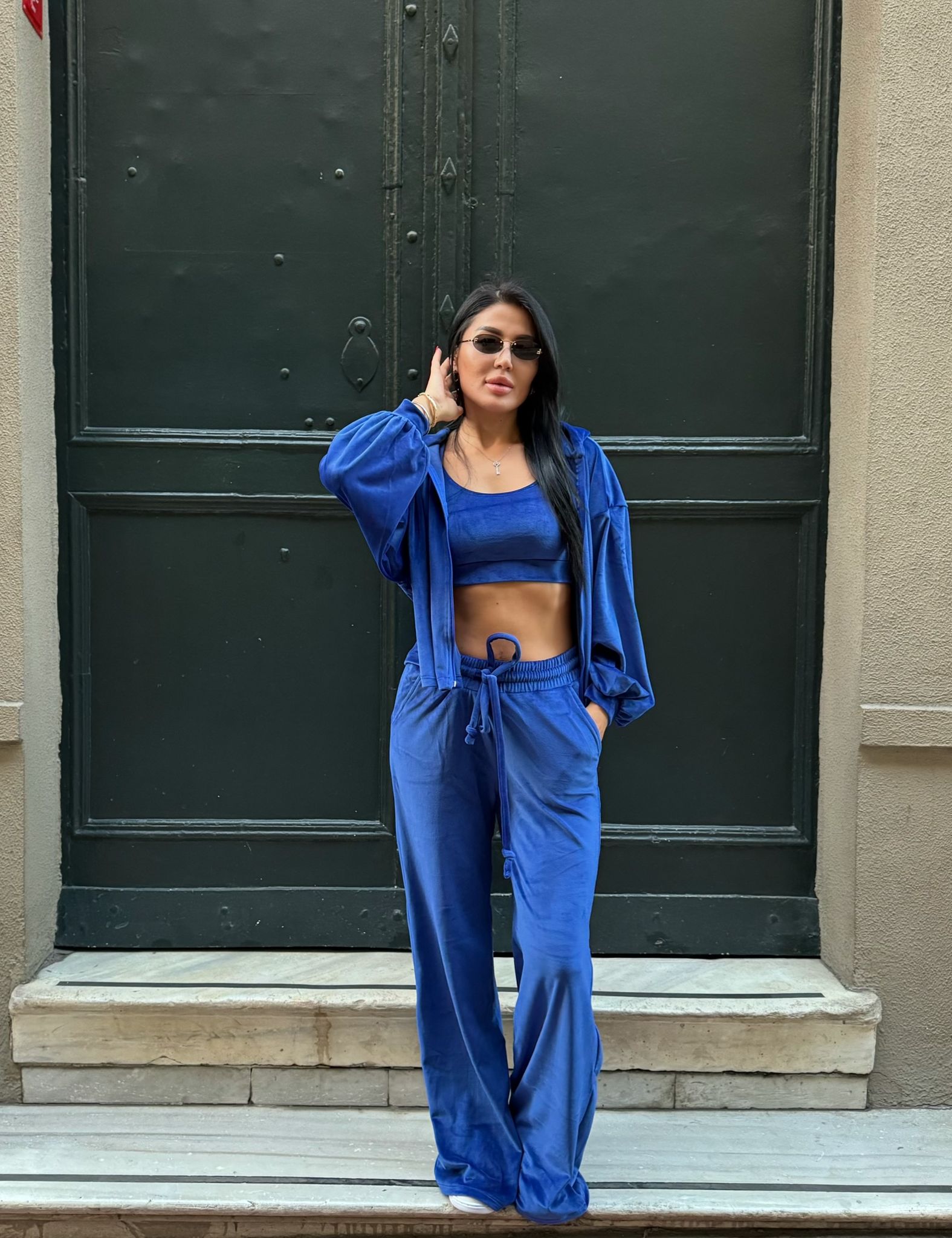 Üçlü Fransız Kadife Takım